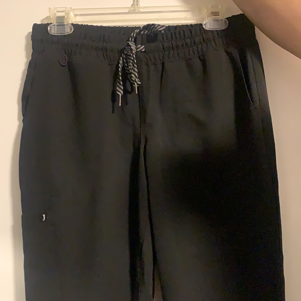Jaanuu black small petite scrub pants